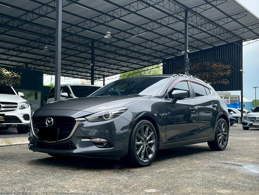 รถเข้าใหม่! Mazda 3 2.0 S Sports Hatchback ปี 2017