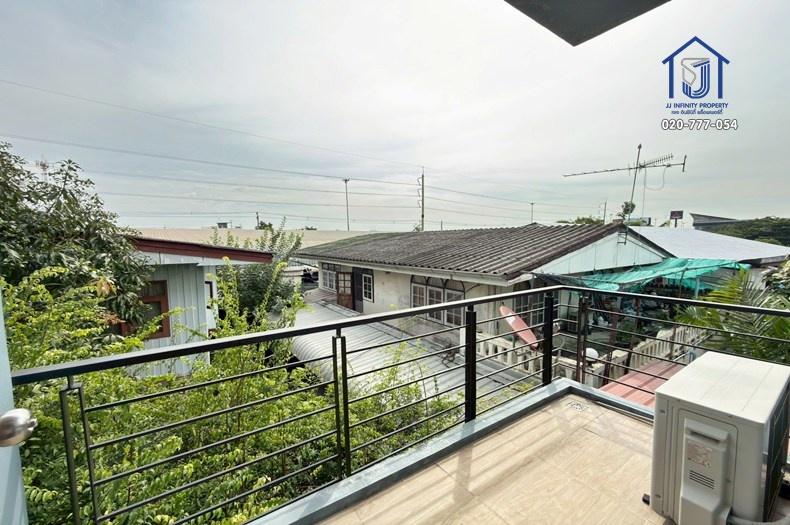 ขายบ้านเดี่ยว 2 ชั้น 121 ตร.ว. ซอยบางแวก 87 ใกล้ถนนกาญจนาภิเษก หลังมุม 18