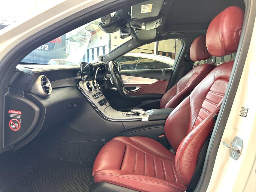 MERCEDES BENZ C220d AMG ปี2019 เครื่องยนต์ดีเซล ไมล์น้อย 14