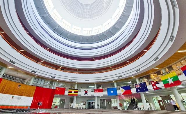 ให้เช่าที่ดินริมคลองขนาดใหญ่ 5 ไร่ ลำโพ บ่อเงิน ลาดหลุมแก้ว วัดบ่อเงิน 1.1 กม. ทำเลสงบ เป็นธรรมชาติ หน้าติดถนน หลังติดคล 6