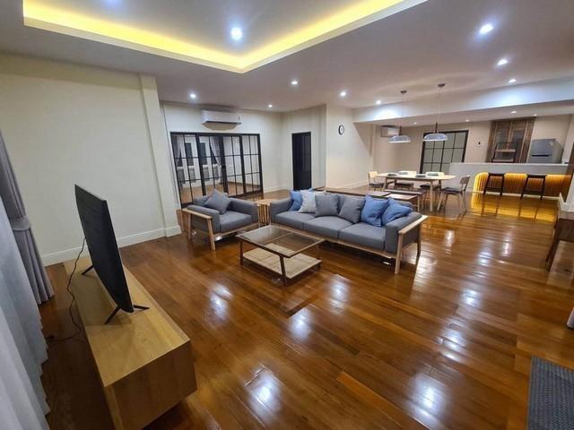 PB5401 ให้เช่าบ้านเดี่ยว ซอยสุขุมวิท44 ใกล้ BTSพระโขนง เหมาะพักอาศัยหรือทำธุรกิจ ร้านอาหาร 2
