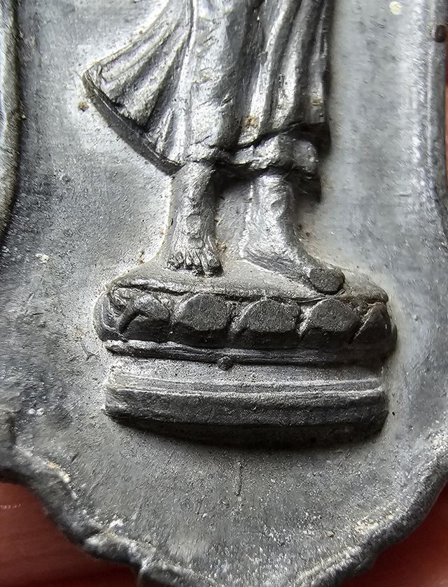 พระฉลอง 25 พุทธศตวรรษ เนื้อชิน มีเข็มนิยม ปี 2500 รูปที่ 7