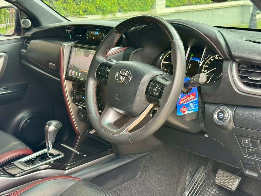 Toyota Fortuner Legender 2.4 ดีเซล รุ่นทอป ปี 2021 หลังคาดำ ออฟชั่นเต็ม ใช้งาน 3 หมื่นโล เจ้าของเดียว รูปที่ 18