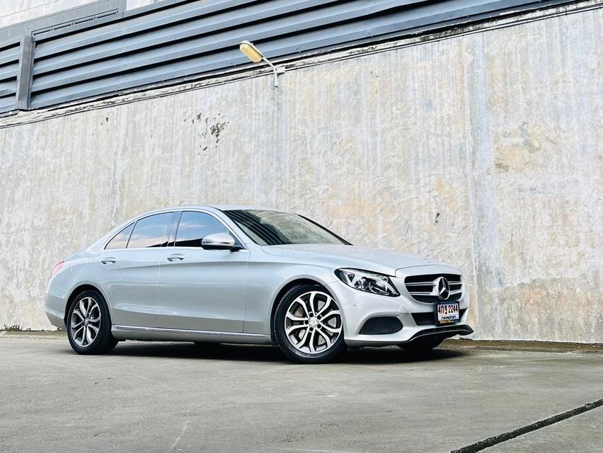 Mercedes-Benz C350e Plug-in Hybrid โฉม W205 3