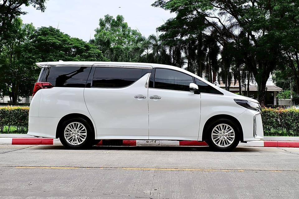Toyota Alphard 2.5 SR-C Package ปี 2022 สีขาว ไมล์น้อย รถสวยพร้อมใช้สุด รูปย่อยที่ 2