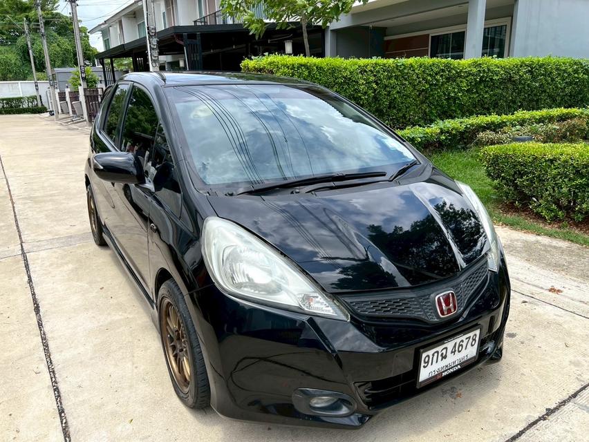 #เทรนด์วันนี้้ Honda Jazz GE 1.5V ปีจด 2014🚩ราคา 169,000บาท ขายสดเกียร์ออโต้ เครื่องเบนซิน 1500 CC รถสวยสีดำเงาๆ จัดทรงล้อแม็กขอบ15 รูปที่ 2