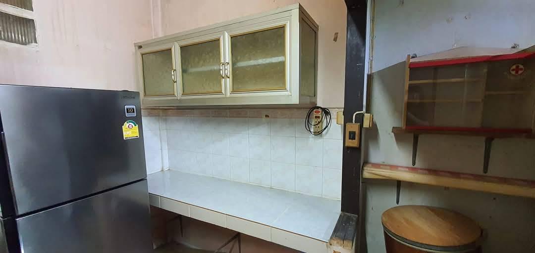 ทาวน์เฮ้าส์ 3 ชั้น หมู่บ้านสินทวีสวนธน 3 พร้อมอยู่ 5