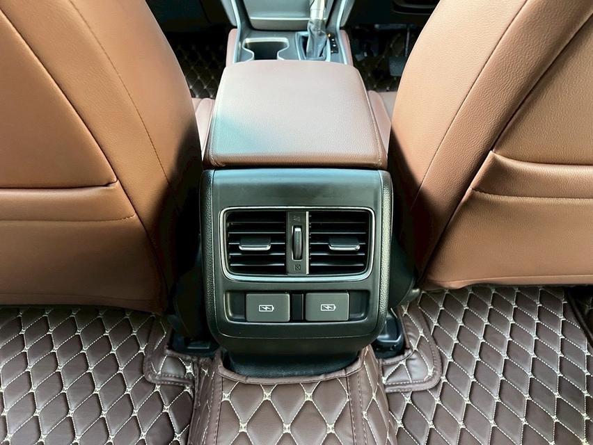 รหัสรถ AP3434 Honda Accord 2.0 HYBRID TECH Sunroof ปี 20 13