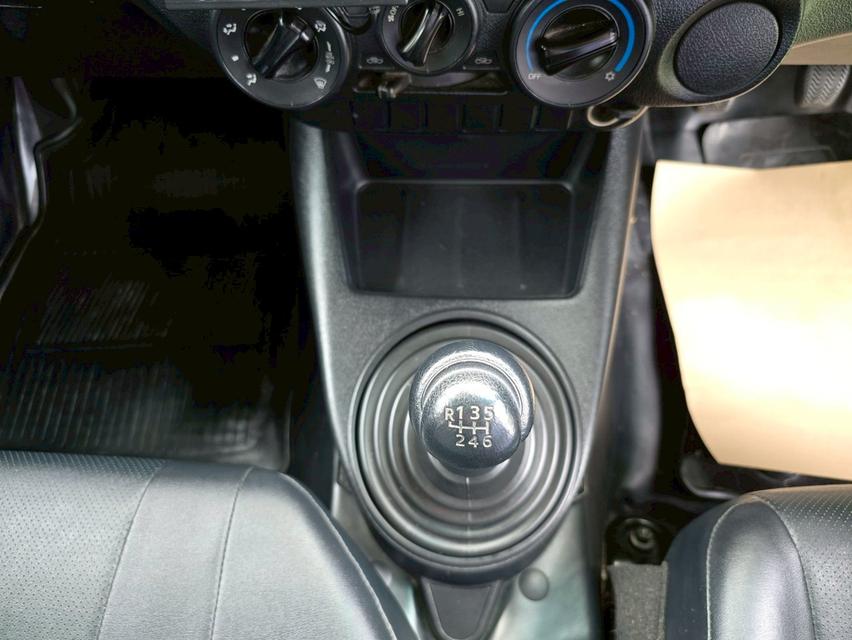  #รถมือสอง TOYOTA REVO  SINGLECAB(ตู้คาร์โก้บ๊อกซ์} ดีเซล  ปี2020 เครื่อง2.4cc. เกียร์ธรรมดา  -รถไมล์แท้100%คะไมล์วิ่งมาน้อยมากๆคะ32,xxxกว่ากิโลคะ  13