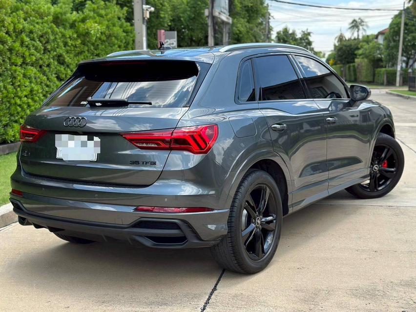 2023 Audi Q3 35TFSi S line รถสภาพใหม่มากๆ ประหยัดไปเกือบล้านบาท