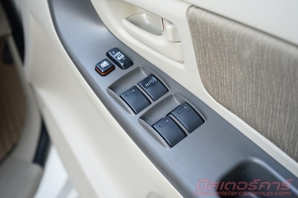2013  TOYOTA INNOVA 2.0 G OPTION ( 9122 ) 15