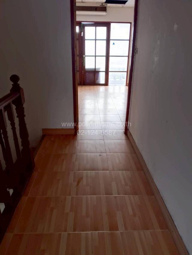 ทาวน์เฮ้าส์ 3 ชั้น ซอยพหลโยธิน 56 ใกล้โรงพยาบาล บี.แคร์ เมดิคอลเซ็นเตอร์ ถนนพหลโยธิน แขวงสายไหม เขตสายไหม กรุงเทพมหานคร 11