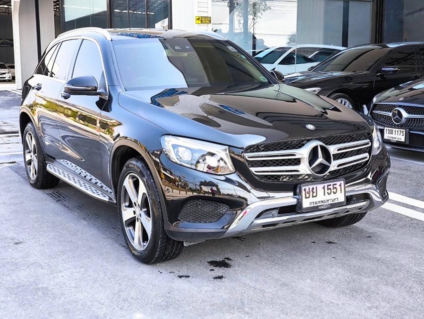 รหัส KPV1551 2017 BENZ GLC 250d Offroad 4-Matic 2