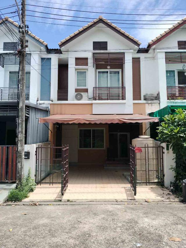 ให้เช่าบ้านเลี้ยงสัตว์ได้ ทาวเฮ้าส์ 2 ชั้น หมู่บ้านบุญฑริคนิวสไตล์ อยู่ลำลูกกา คลอง4 ปทุมธานี ใกล้โรงเรียนแย้มสะอาด,ฟิวเจอร์ 1