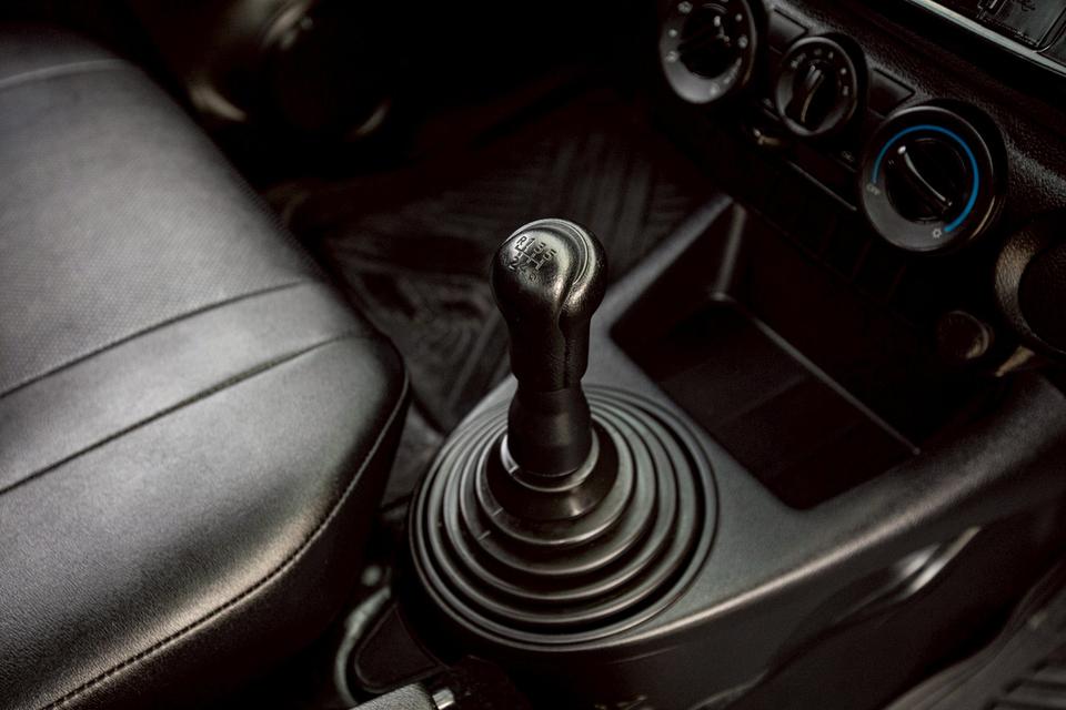 Toyota Revo 2.4Entry ปี23 13