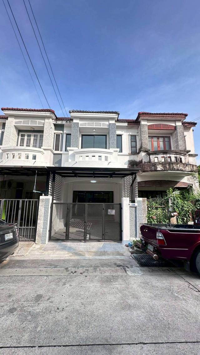 หมู่บ้านบุศรินทร์ บางบัวทอง ใกล้แยกบางพลู ทาวน์เฮ้าส์ 2 ชั้น ตกแต่งใหม่พร้อมอยู่ เส้นตลาดบางบัวทอง-แยกบางพลู 1
