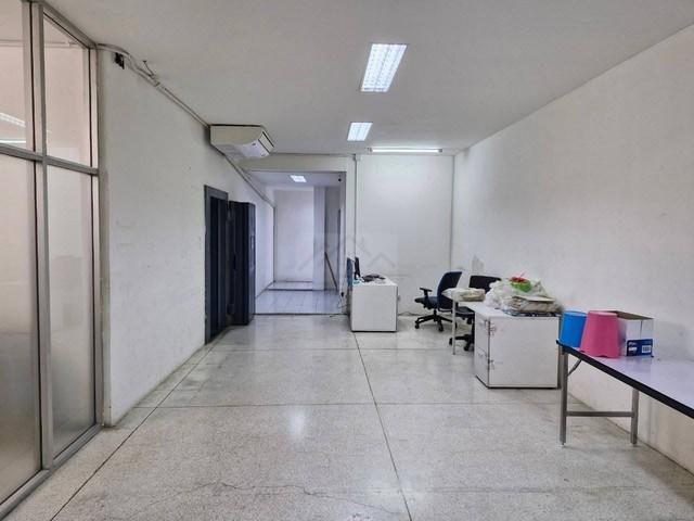 ให้เช่าอาคาร 3 ชั้น ริมถนนพระราม 4 ติดถนนใหญ่ ออฟฟิศพร้อมใช้งาน 6