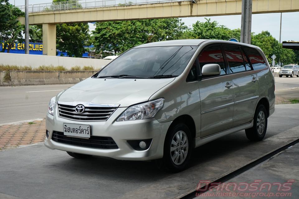 2012 TOYOTA INNOVA 2.0 G OPTION