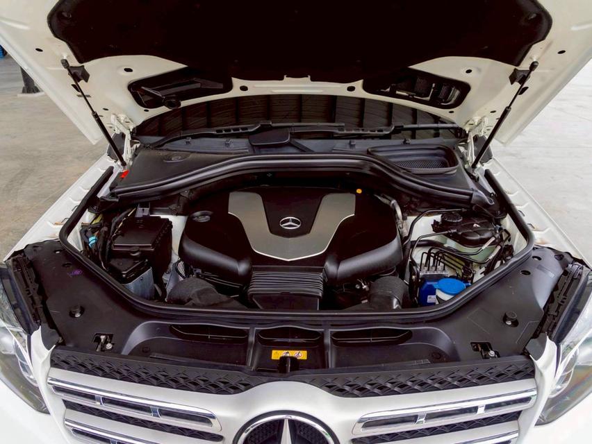 Mercedes-Benz GLS 350D 4MATIC ปี 2016 10