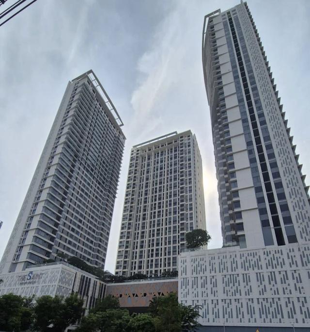 คอนโด The Saint Residences 3