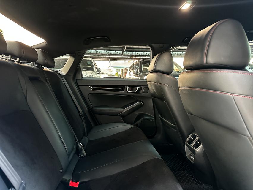 ขายรถ Honda Civic FE 2.0RS eHEV Sedan ปี 2023 สีขาว เกียร์ออโต้ รูปที่ 13