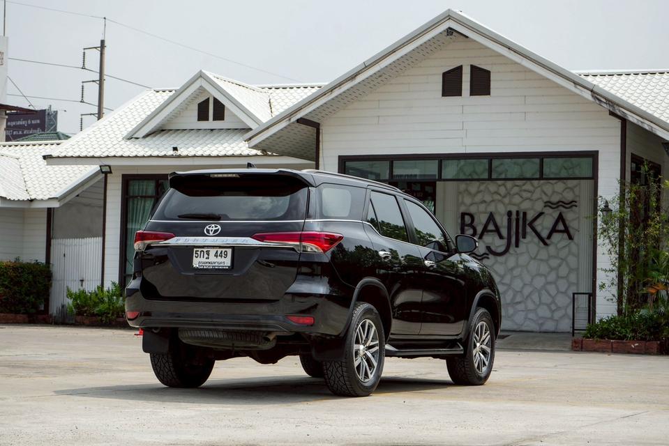 TOYOTA FORTUNER 2.4 V 2WD AT 2016 รูปที่ 9