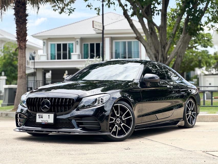 รหัสรถ AVA1 🚗 Benz C200 Coupe AMG Dynamic W205 ปี 2020