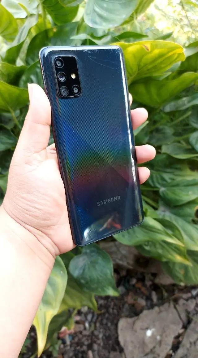 โทรศัพท์สวยๆราคาดี Samsung Galaxy A71 2