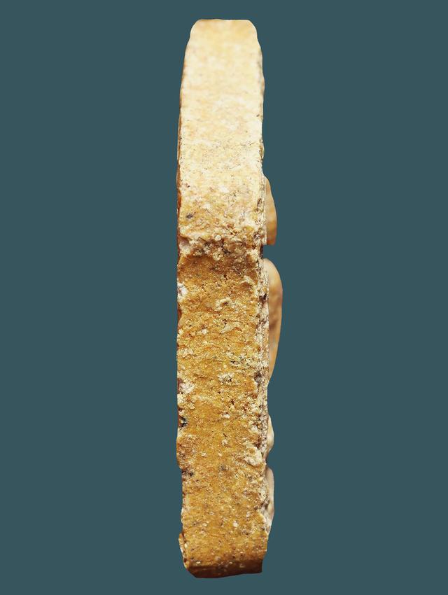 พระขุนแผน ผงพรายกุมาร เนื้อว่านดอกทอง หลวงปู่ทิม วัดละหารไร่....เก่า เดิมๆ รูปที่ 4