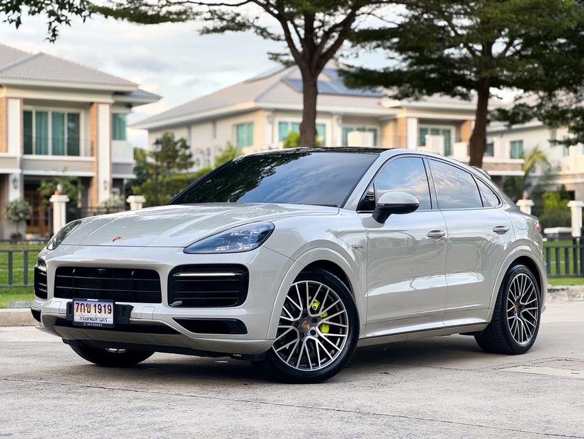 รหัสรถ AVA1919 🌟 Porsche Cayenne e-hybrid Coupe ปี 2021 