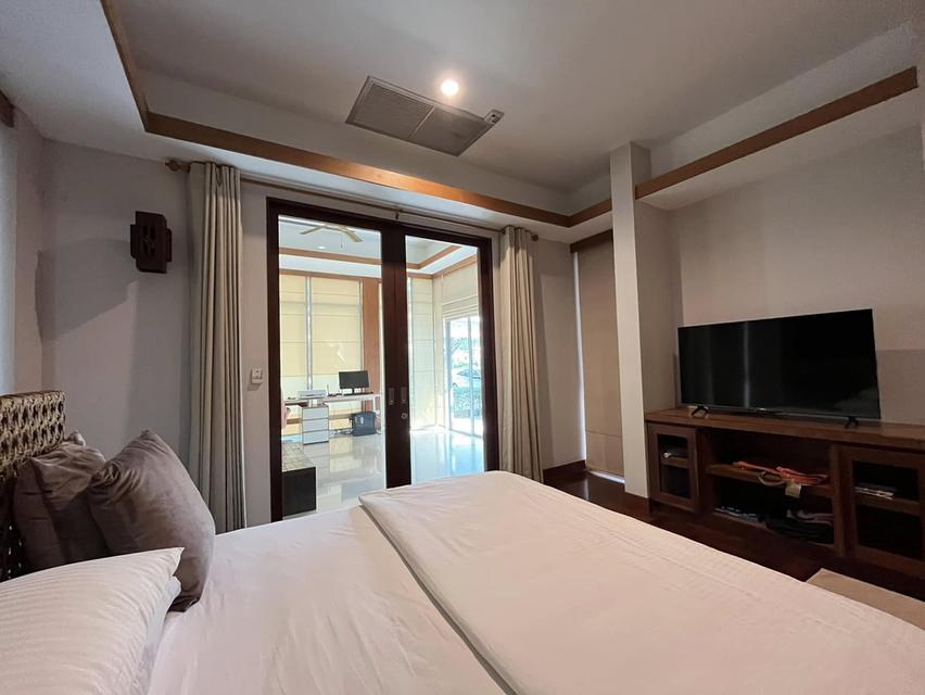 ขายบ้าน 3 ชั้น หมู่บ้านพร้อมพันธุ์ พาร์ค สวนหลวง ร.9 ขนาดที่ดิน 189.9 ตร.ว. 5