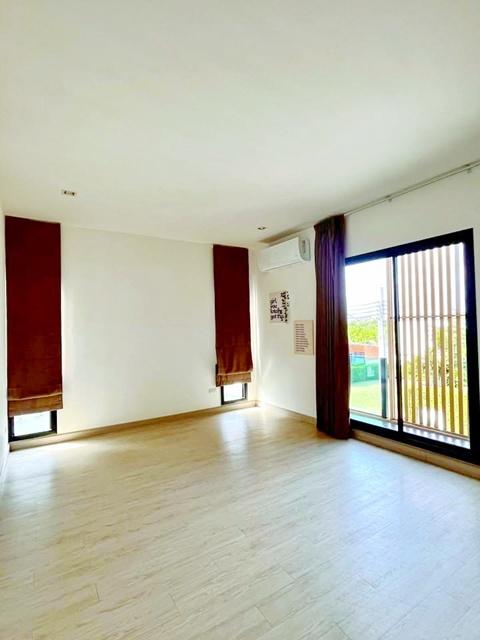 แยกสะแกงาม 600 ม.เทียนทะเล11-17พระราม 2 ขาย-ให้เช่าบ้านเดี่ยว แปลงมุม พื้นที่กว้าง 49 ตร.วา. 195 ตร.ม. 4นอน 3น้ำ 8