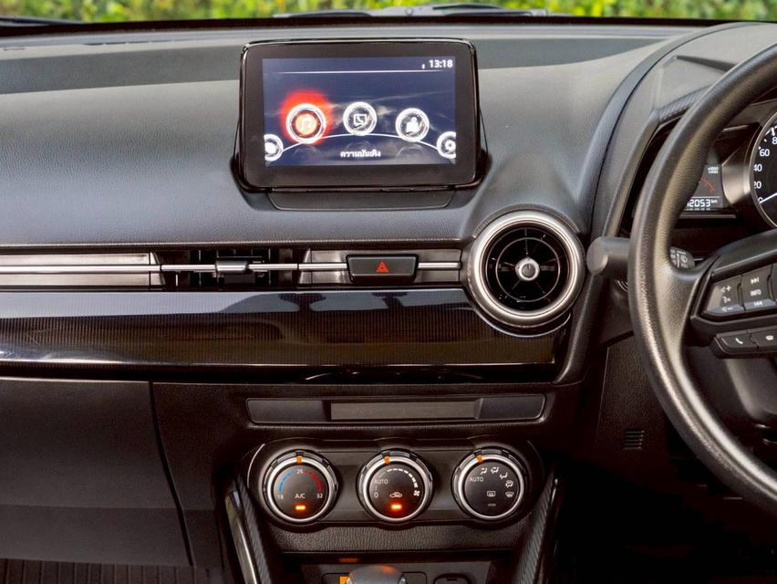Mazda 2 1.3C ปี 2022 10