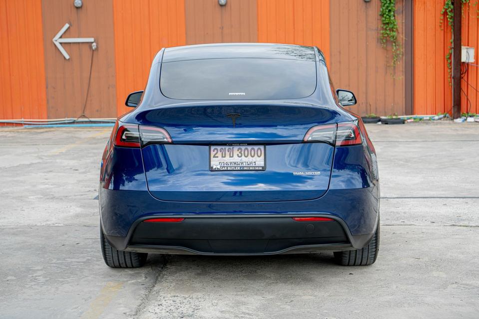 Tesla Model Y Performance AWD 2022 สีน้ำเงิน รูปที่ 5