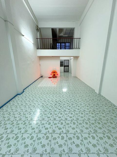 รพ.เกษมราษฎร์ 600 ม.ลด20% พร้อมอยู่ 3 นอน 3 น้ำ สวนเสรีไทย เสรีไทย 28-36 MRTสัมมากร ให้เช่าอาคารพาณิชย์ 3.5 ชั้น 20 ตร.ว 2