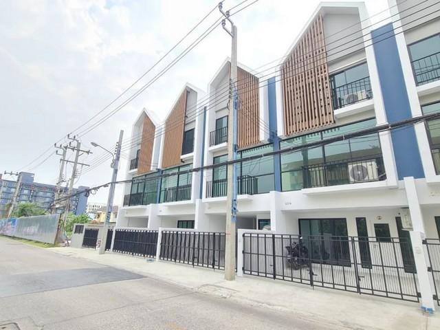 ให้เช่าอาคารพาณิชย์ 1 คูหา 3 ชั้น พื้นที่ 200 ตรม. โครงการ Deco ซ.สุขุมวิท 70 ทับ 5 ใกล้ BTS แบริ่ง