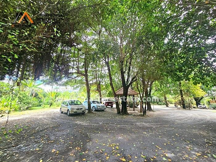 ที่ดินกาญจนบุรี 8-1-23 ไร่ พร้อมเรือนไทย + ร้านอาหาร + บึงบัว + บ่อปลาคราฟ และสิ่งปลูกสร้าง ร่มรื่น พร้อมดำเนินกิจการต่อ ห่างจากมอเตอร์เวย์ 6 กม.  11