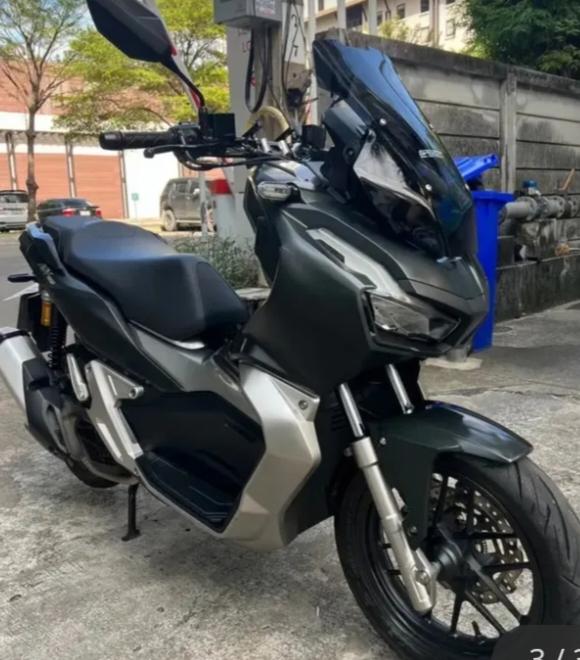 Honda ADV 150 เทาดำ 3