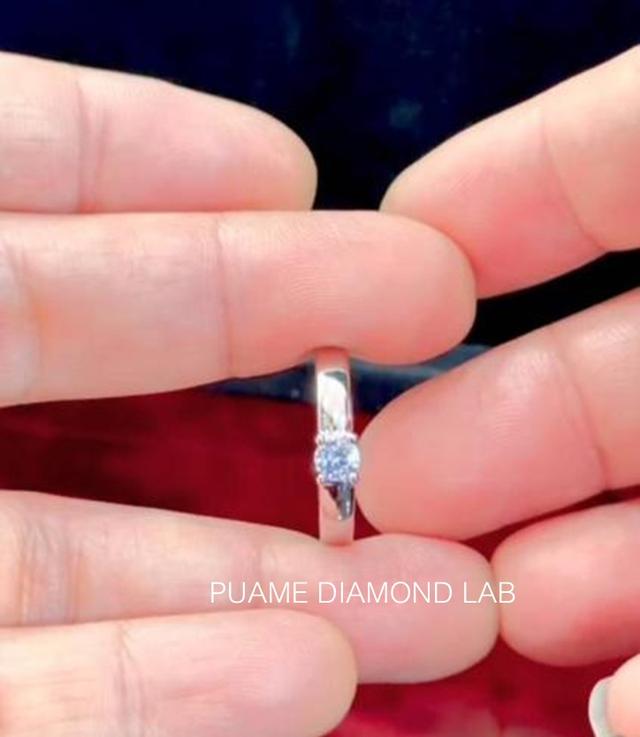 เพชรสวย ราคามิตรภาพ มีใบรับประกันสินค้าทุกชิ้น จำหน่ายแหวนหมั้น แหวนคู่รัก แหวนแต่งงาน แหวนผู้ชายผู้หญิง มีทุกแบบ สั่งทำออกแบบตามใจชอบ(083-2469526)