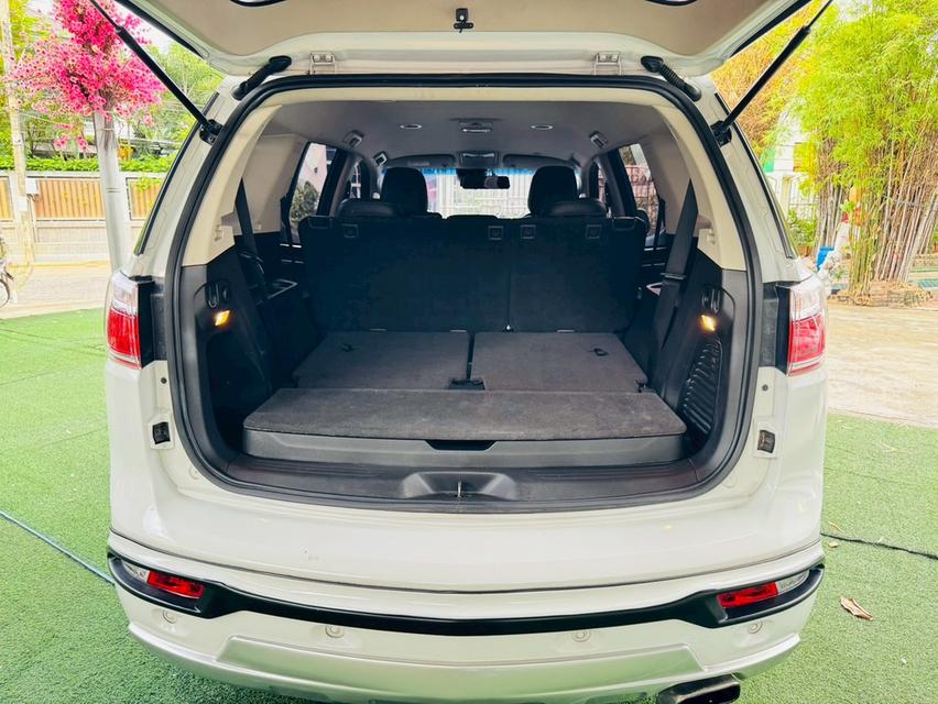 CHEVROLET TRAILBLAZER  รุ่น LTZ เครื่อง2.5cc. AUTO ปี 2019 ~ป้ายแดงขายเกือบ1.5ล้านบาท ~ประหยัดเงินไปถึง60%คะ ~จุดเด่นของคันนี้ ~ใช้น้อยไมล์แท้100%คะ  11