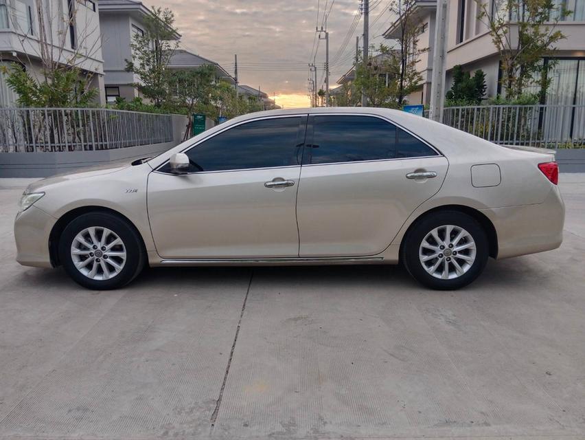 Camry 2.0G ปี 15 7