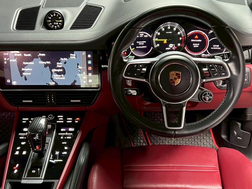 Porsche CAYENNE 3.0 E-Hybrid Coupe 4WD SUV 6