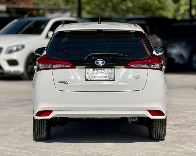 ปี 2018 TOYOTA YARIS, 1.2 J โฉม ปี13-19สีขาว มือเดียวป้ายแดง รูปที่ 3