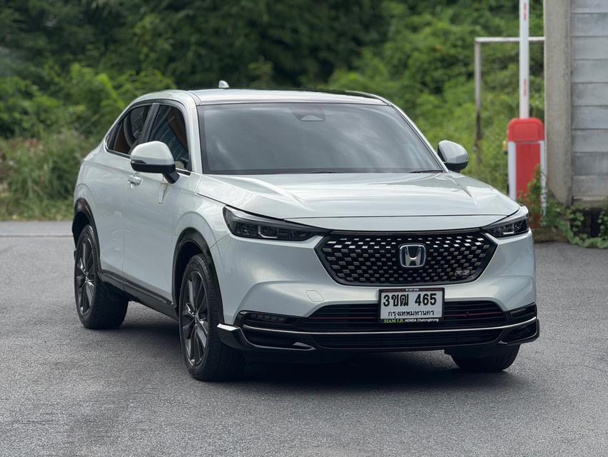 HONDA HRV Wagon 4dr e:HEV RS E-CVT FWD 1.5i (Hybrid) Y22 สีขาว