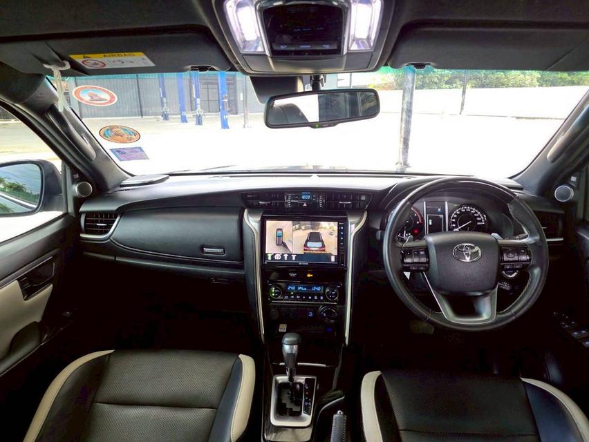 Toyota Fortuner 2.8 Legender 4WD ปี 2023 14