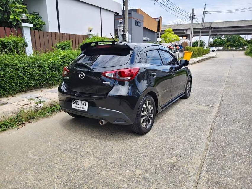 📢Mazda 2 Skyactiv ปี 2015 จด 2016📢เครื่อง 1.5 ดีเชล XD High Plus ตัวท็อป📢รถบ้านสวยๆ พร้อมใช้ ประหยัดมาก📢 Full Option ยางมิชลิน 4 เส้น รูปที่ 4