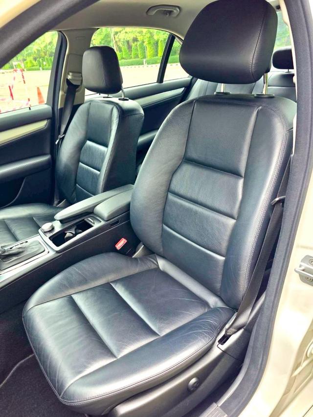 Benz C200 CGI Amg สีขาว ปี 2010 ไมล์ 150,000 9