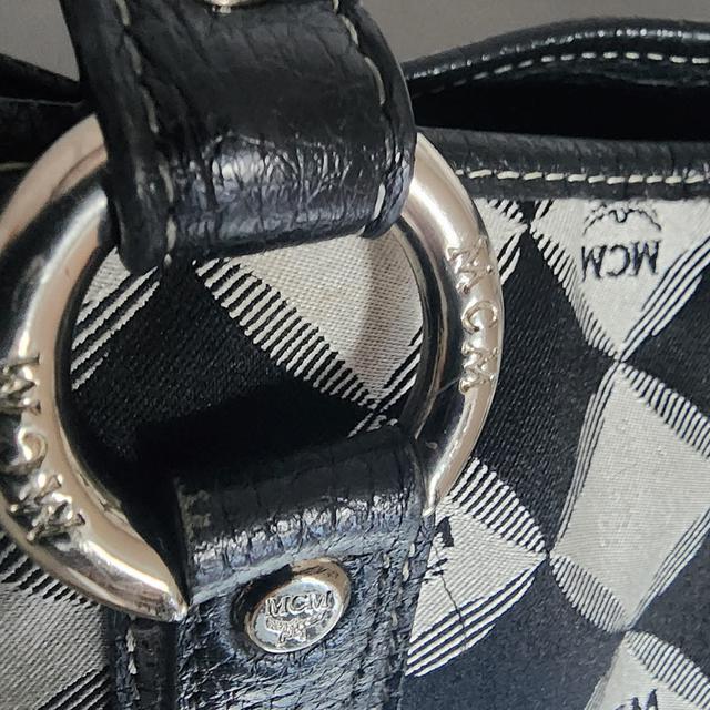 MCM Shopping tote  มือสองสภาพดี 11