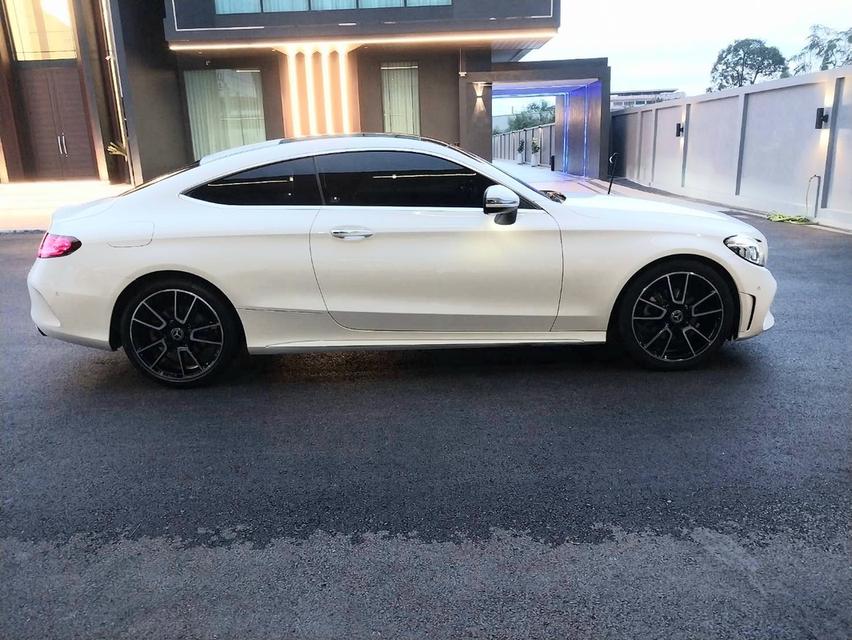 Mercedes-Benz C200 Coupe AMG FaceLift  2023 3