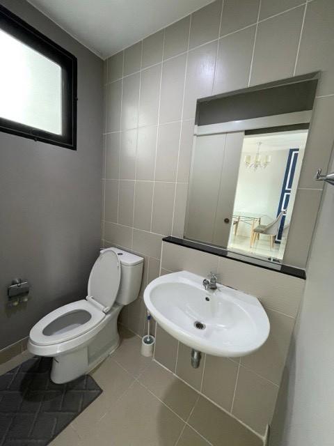 ให้เช่าทาวน์โฮม 3 ชั้น หน้ากว้าง 5 เมตร บ้านกลางเมือง พระราม 9 อ่อนนุช พร้อมอยู่เฟอร์นิเจอร์ครบ จอดรถ 2 คัน ใกล้โรบินสันลาดกระบัง APL บ้านทับช้าง 7